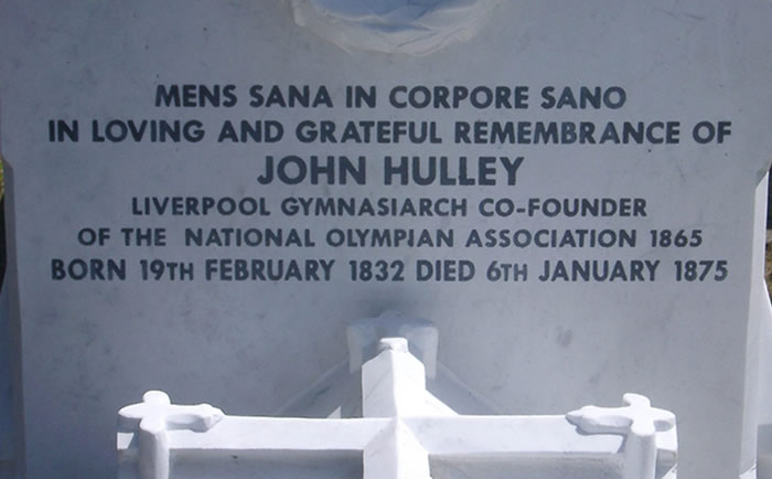 Main inscription on headstone